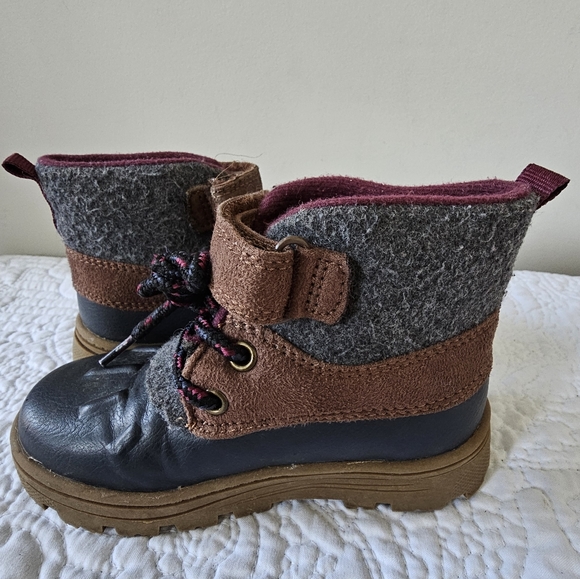 CARTERS Toddler Boys Waterproof Velcro Closure Winter Boots - Picture 6 of 8